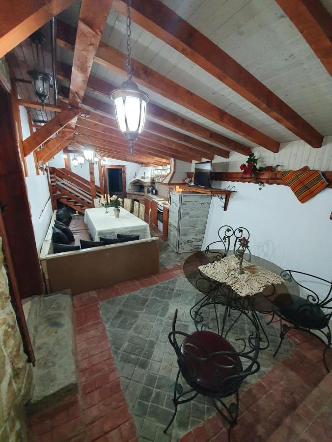 Kashtata S Paraklisa Borovo  Экстерьер фото
